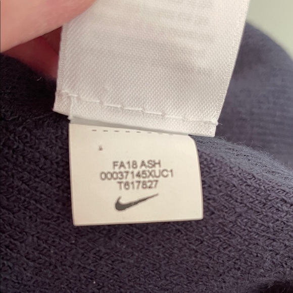 UConn Winter Hat, Reversible by Nike - Picture 8 of 8